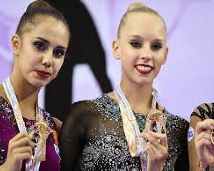 Российская гимнастка Кудрявцева выиграла золото на чемпионате мира в Штутгарте