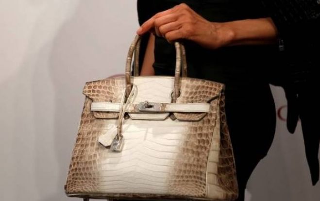 Самая дорогая в мире сумка продана в Гонконге