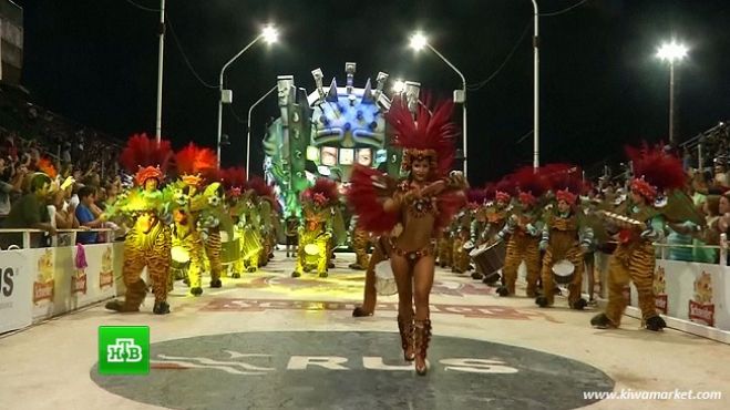 Аргентинские танцоры съехались на карнавал