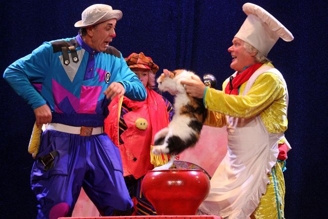 В Уфе покажут детский спектакль единственного в мире театра кошек