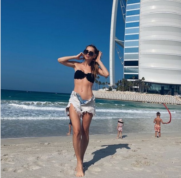 “Не впускайте меня в страну”: Анна Хилькевич отдыхает в Дубае