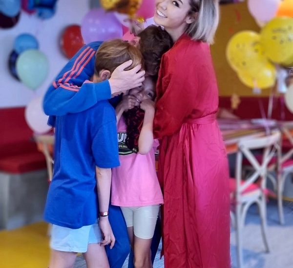 Ляйсан Утяшева поблагодарила дочь в день её рождения