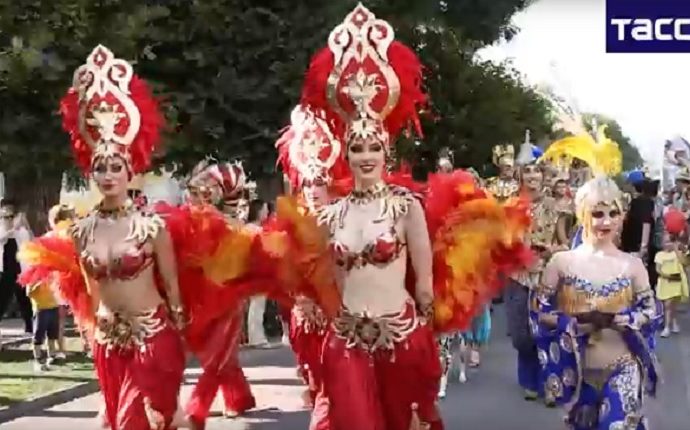 В Кисловодске впервые прошёл карнавал цирковых артистов