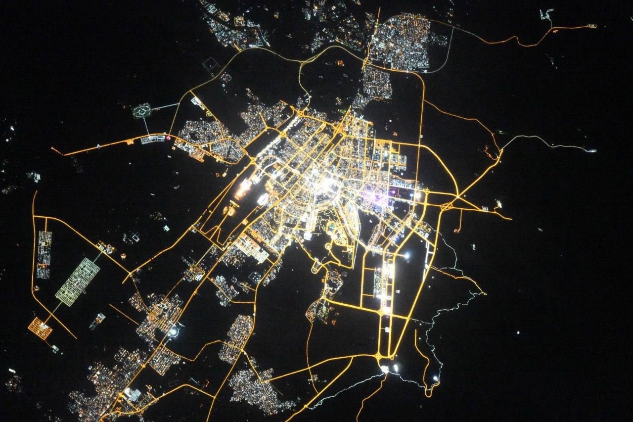 Олег Кононенко из космоса сделал снимок ночного Ашхабада